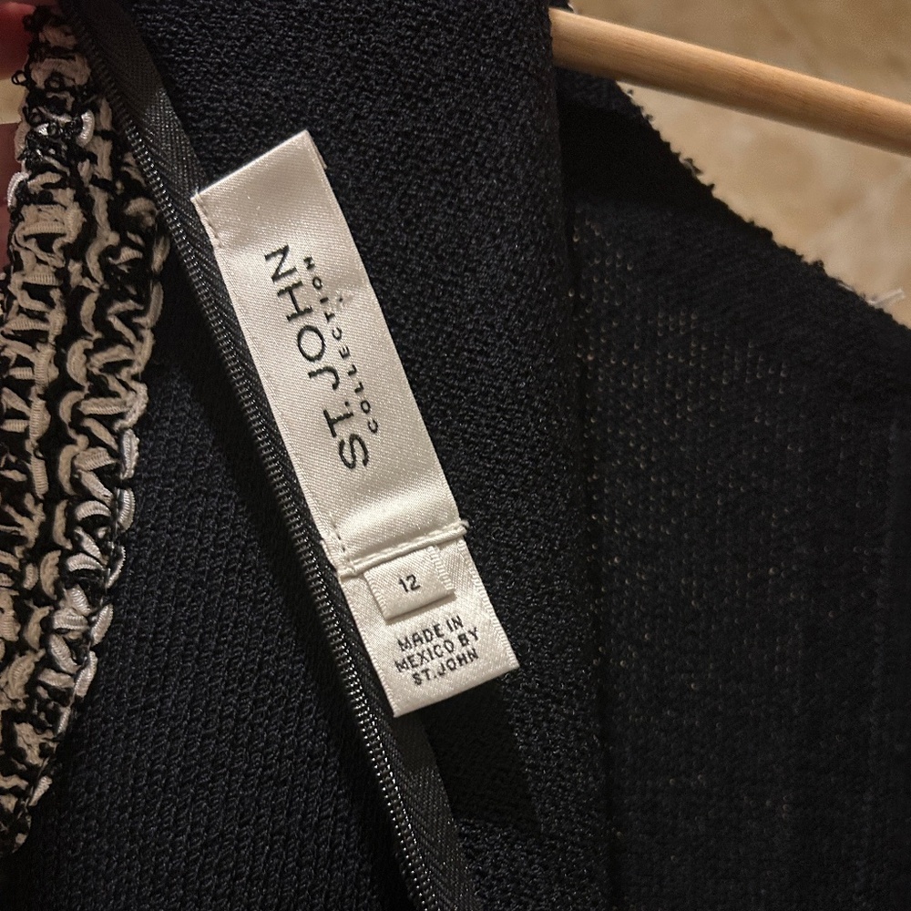 St. John Collection Chanel Style Black Bouclé Trim Wool Knit Sheath Dress, sz 12 - Picture 5 of 9